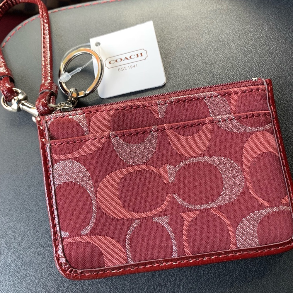 Coach whisper/card holder. NEW!